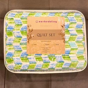 🌟 Brand New 🌟 Microfiber Reversible 2-Pieces Quilt S𝖾𝗍 - Twin Size